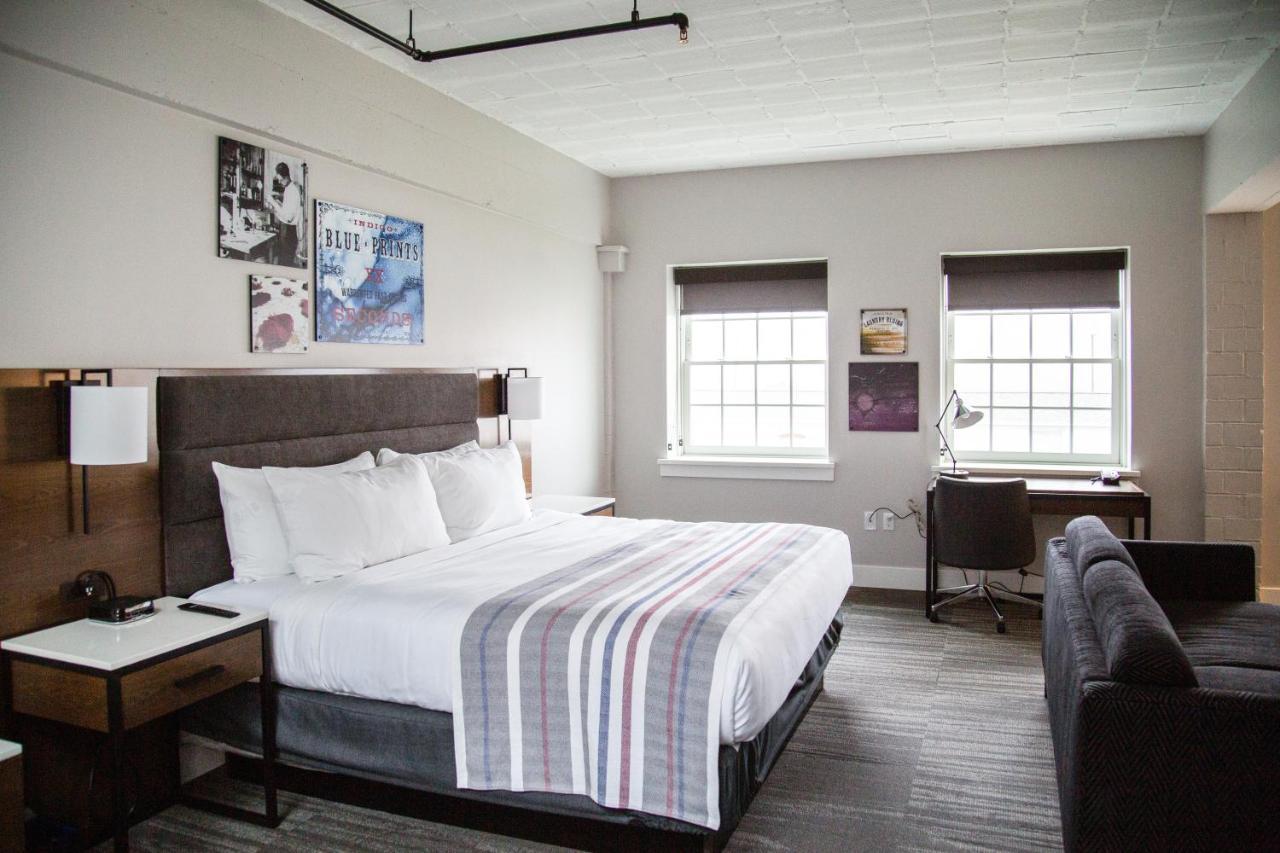 Hotel Millwright